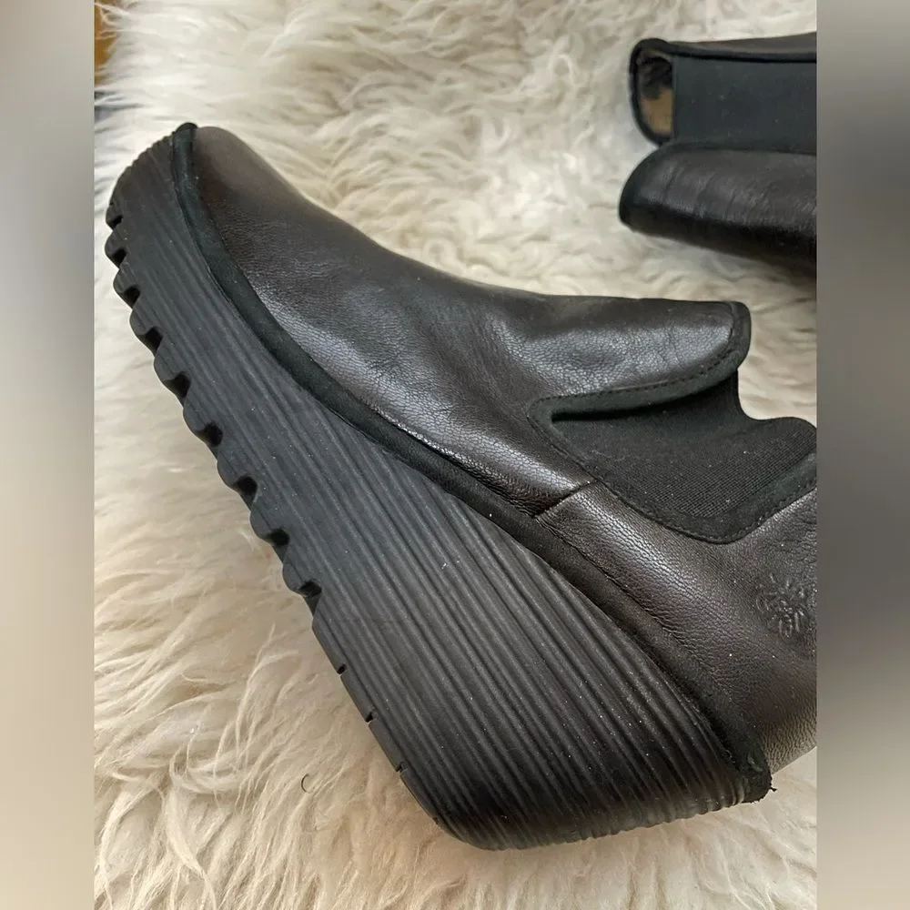 Fly London Yoss Leather Wedge Chelsea Boots Black 40 (9-9.5)